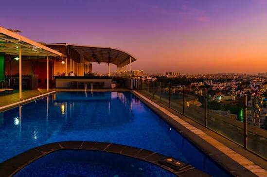 davanam sarovar portico hotel bangalore escorts