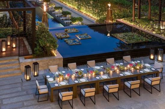 four seasons hotel bangalore escorts