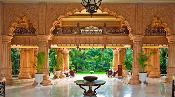 the leela palace hotel bangalore escorts